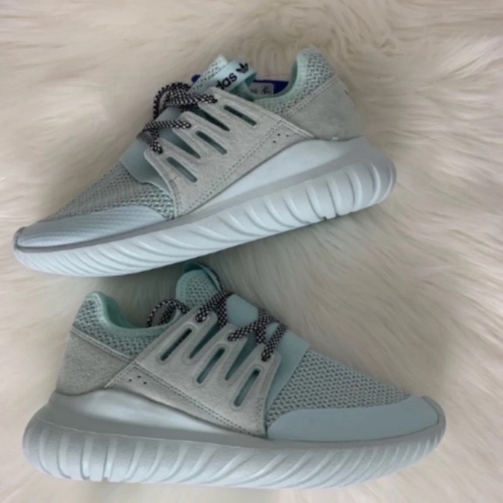 Adidas Tubular Radial Shoes Men’s 5.5 New